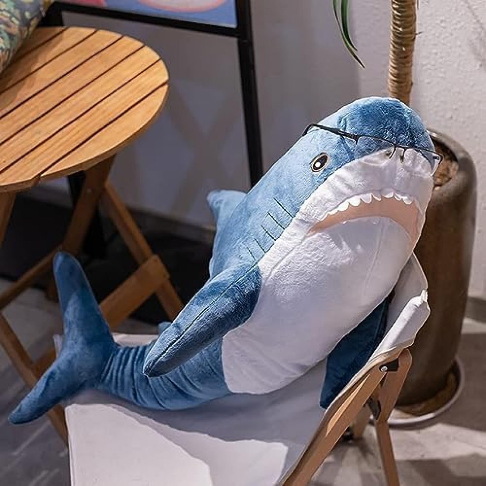 Amazon｜サメ ぬいぐるみ 特大 サメ 抱き枕 だきまくら ぬいぐるみ